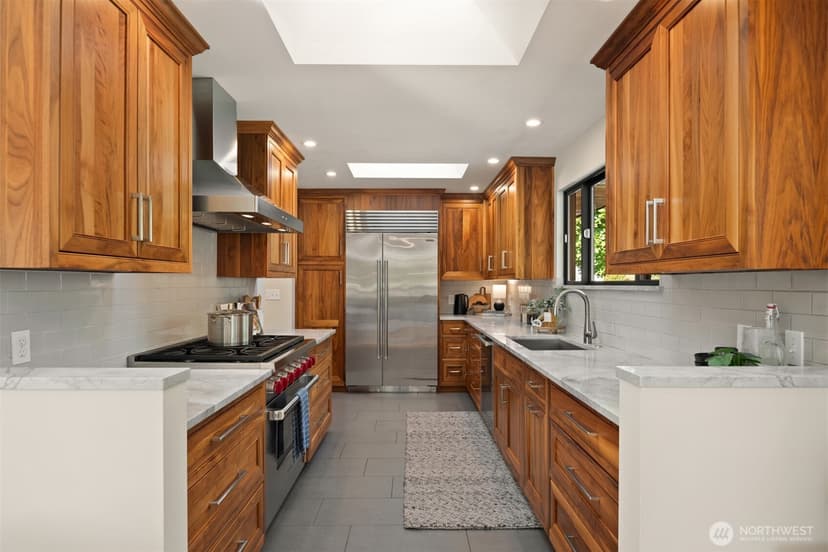 Property photo for 7728 46th Avenue SW, Seattle photo 11