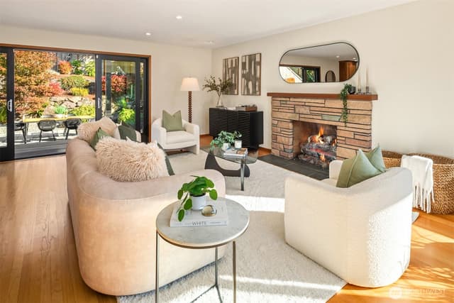 Property photo for 7728 46th Avenue SW, Seattle photo 5