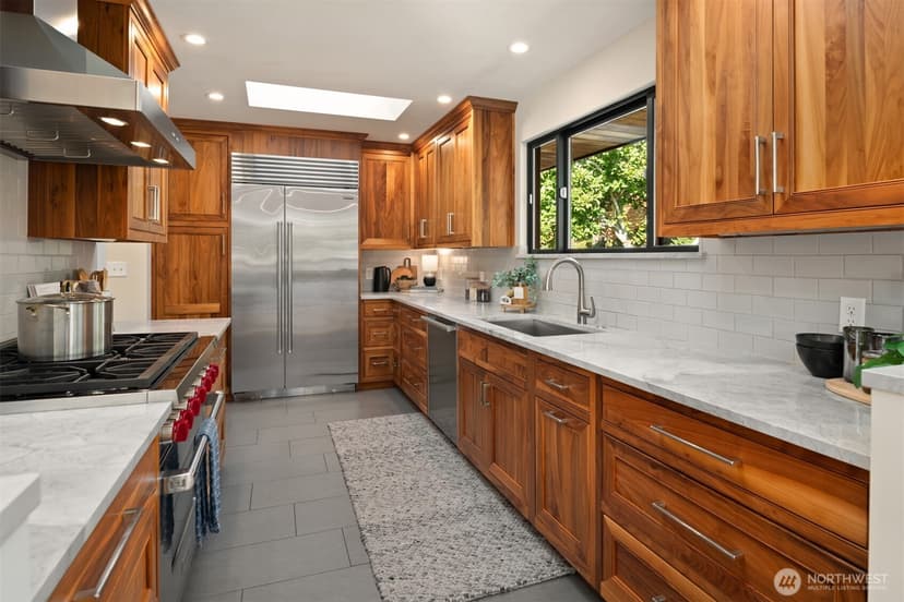 Property photo for 7728 46th Avenue SW, Seattle photo 12