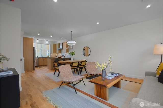 Property photo for 721 N 45th Street, Seattle photo 4