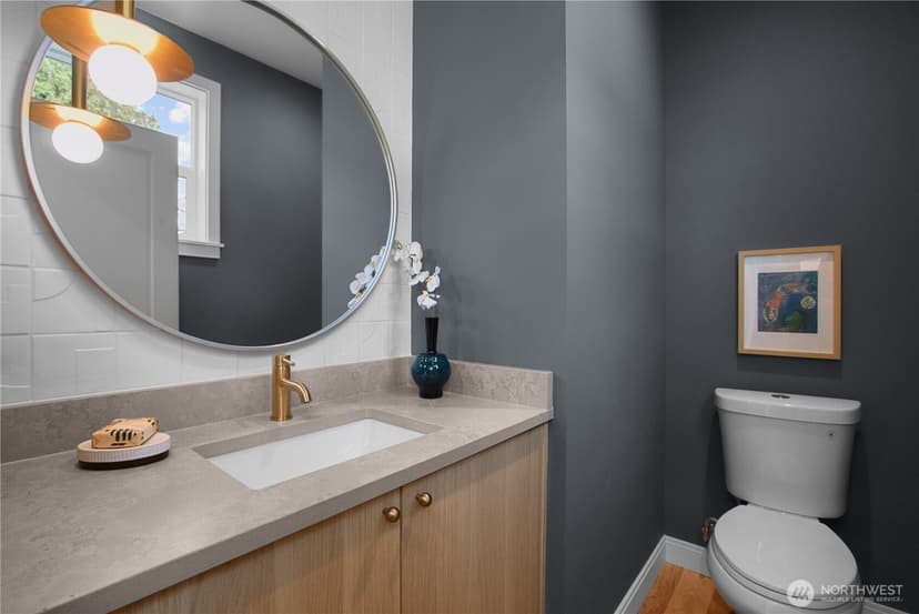 Property photo for 721 N 45th Street, Seattle photo 11