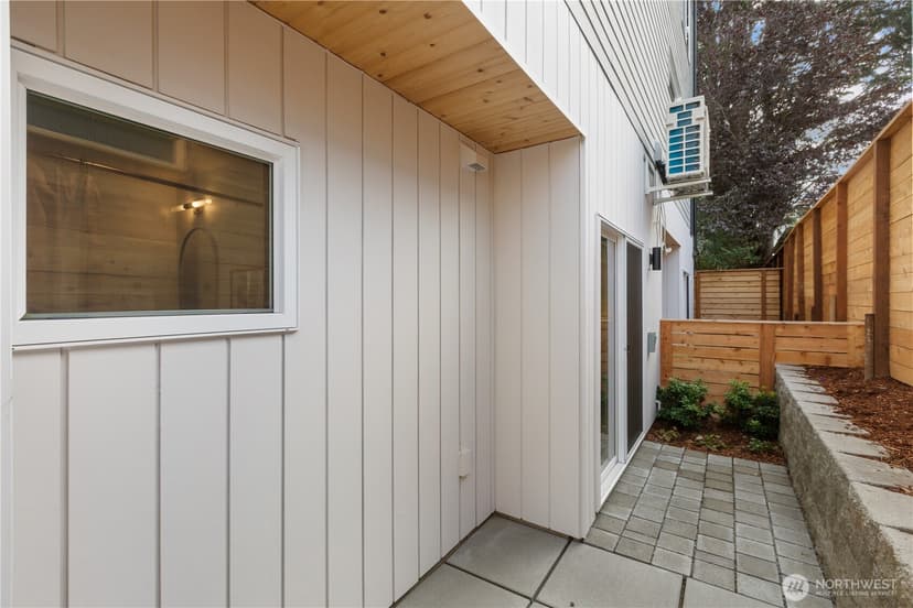 Property photo for 721 N 45th Street, Seattle photo 20