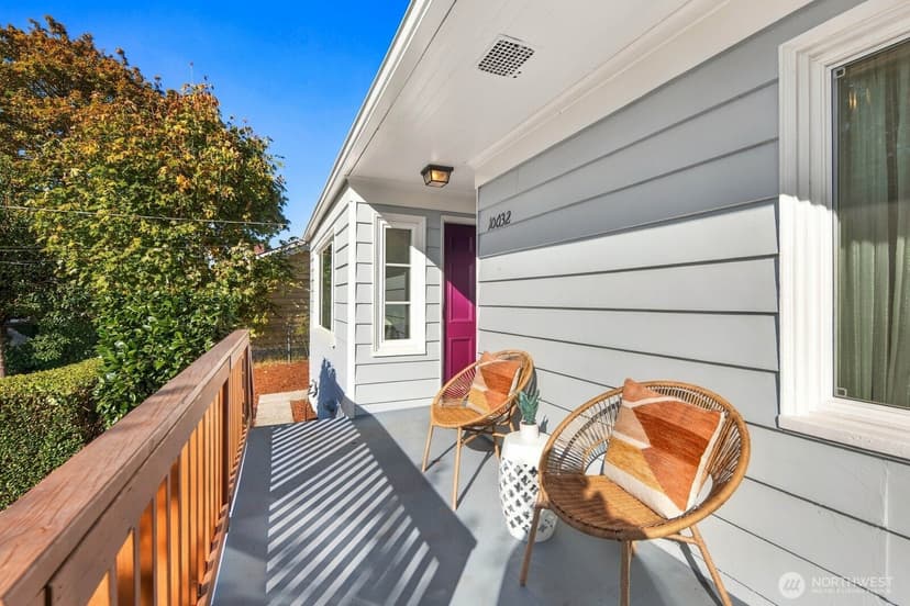 Property photo for 10032 11th Avenue SW, Seattle photo 8