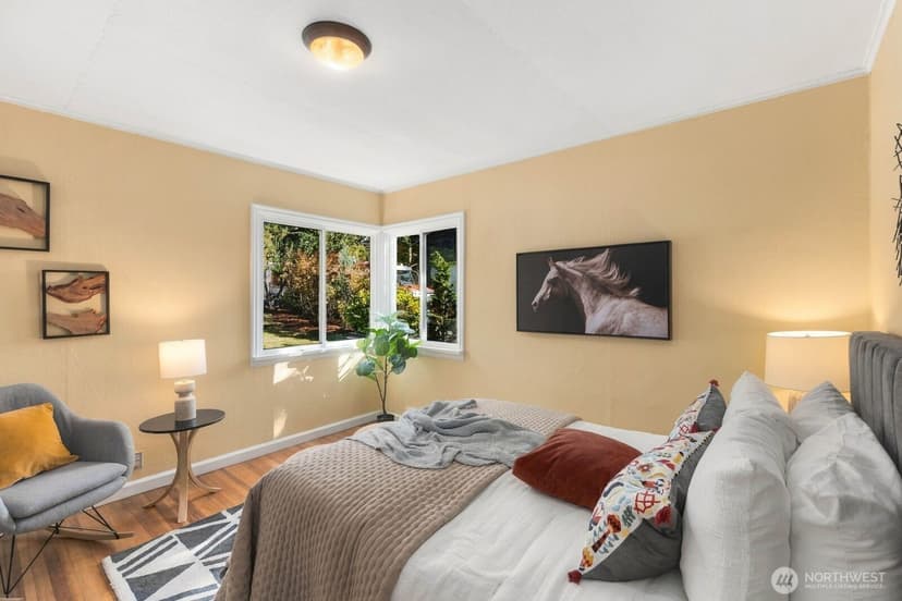 Property photo for 10032 11th Avenue SW, Seattle photo 19