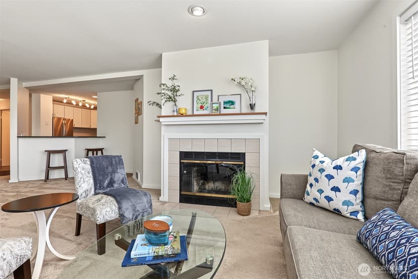 Property photo for 2040 13th Avenue W #11, Seattle photo 5