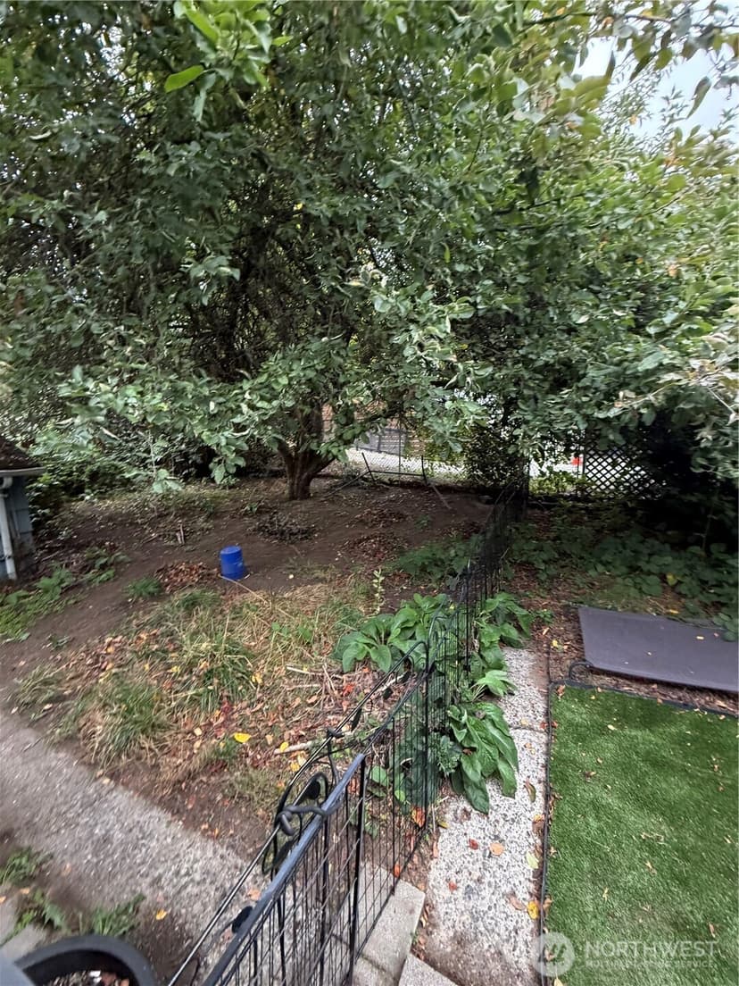 Property photo for 3852 Courtland Place S, Seattle photo 21