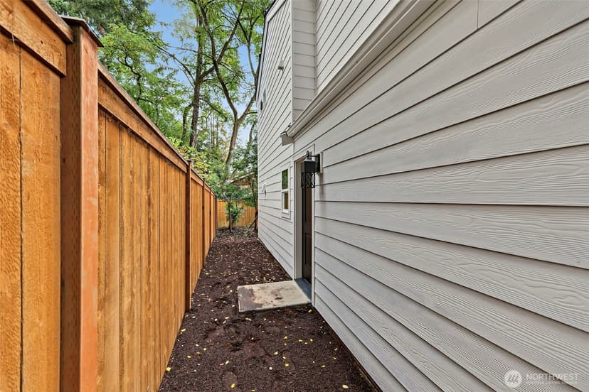 Property photo for 14059 1st Avenue NW, Seattle photo 22