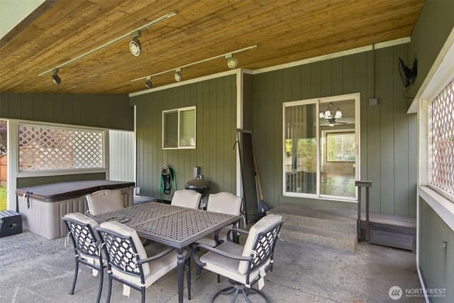 Property photo for 3723 85th Street Ct E, Tacoma photo 4