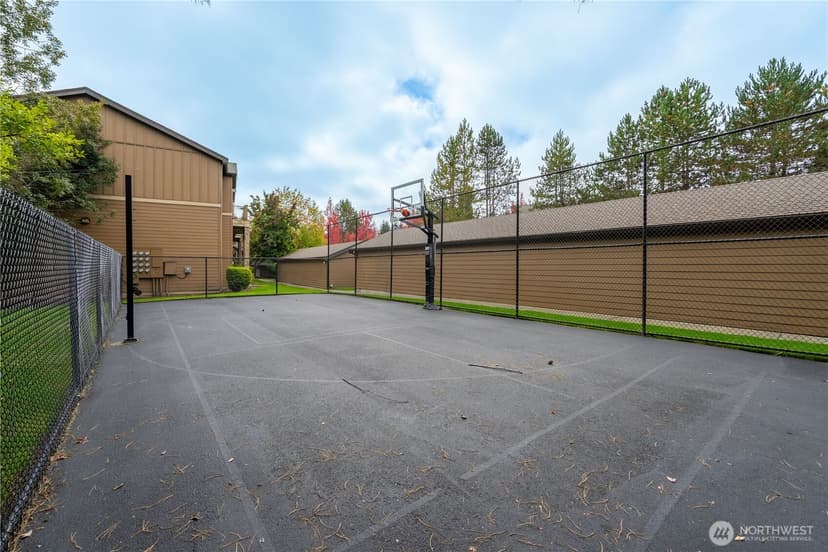 Property photo for 18930 Bothell Everett Highway #E203, Bothell photo 37