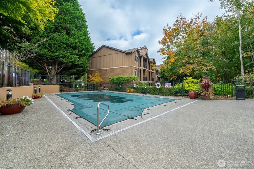 Property photo for 18930 Bothell Everett Highway #E203, Bothell photo 36