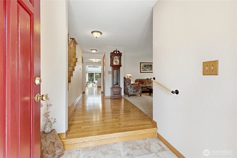 Property photo for 6016 82nd Street Ct E, Puyallup photo 3