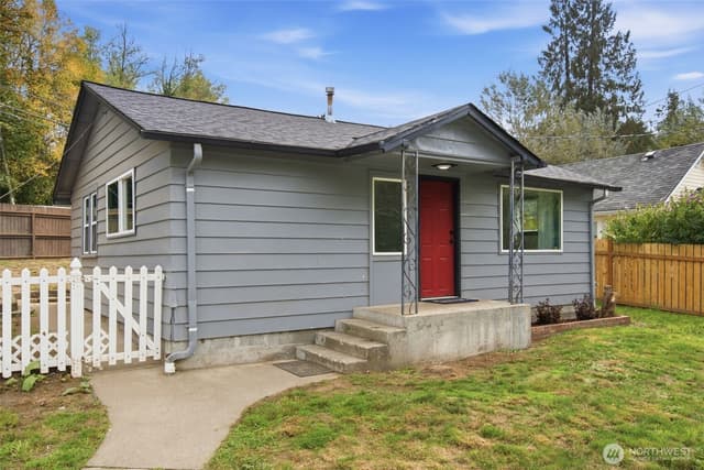 Property photo for 1534 Corbet Drive NW, Bremerton photo 2