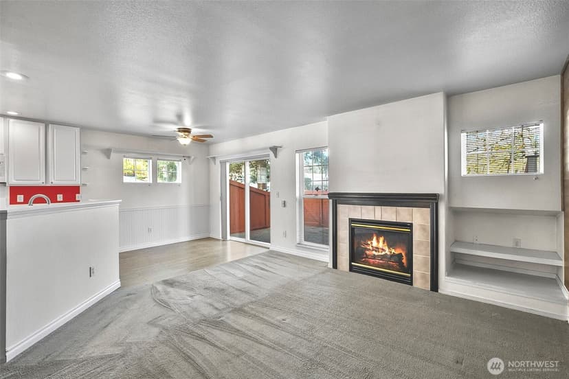 Property photo for 10030 Holly Drive #101, Everett photo 12