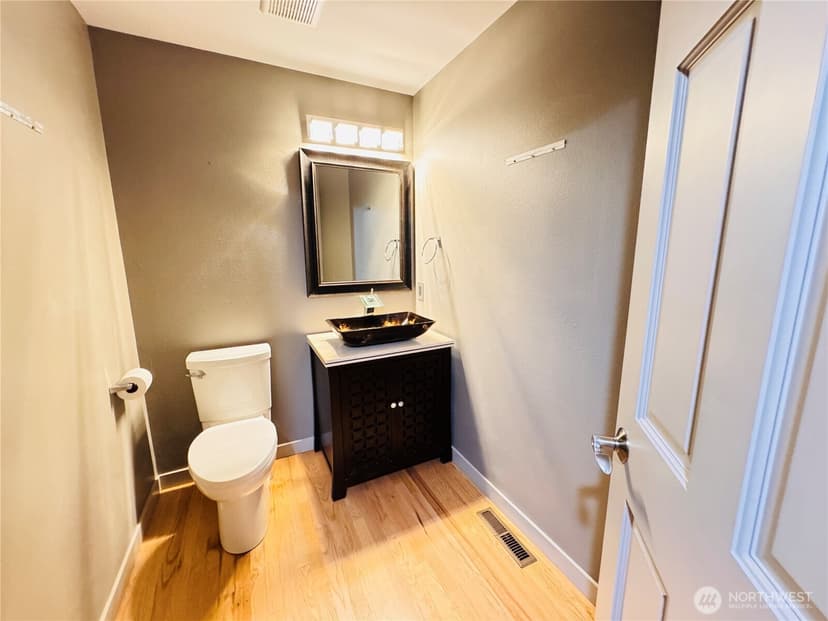 Property photo for 15215 92nd Place NE, Bothell photo 23