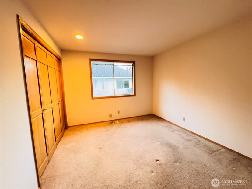 Property photo for 15215 92nd Place NE, Bothell photo 11