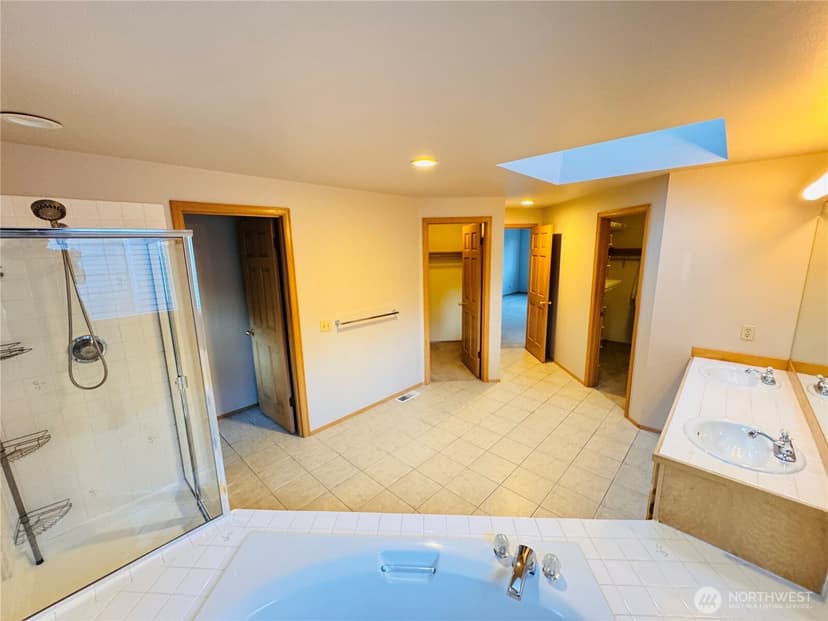 Property photo for 15215 92nd Place NE, Bothell photo 13