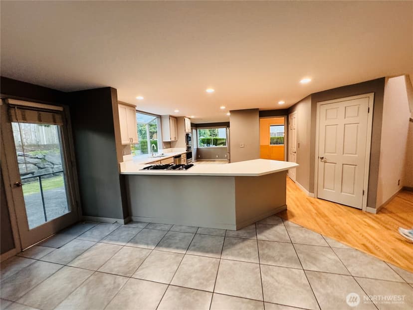 Property photo for 15215 92nd Place NE, Bothell photo 21
