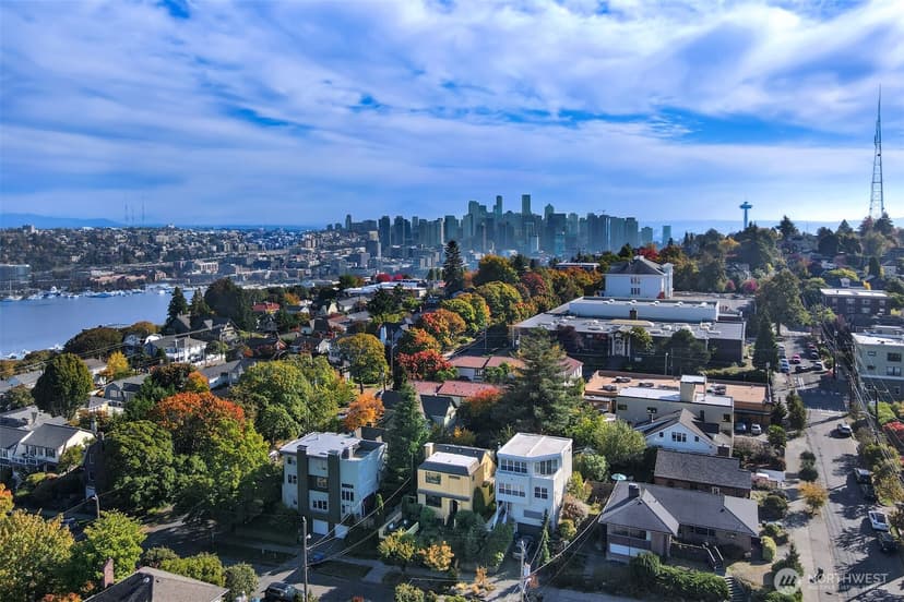 Property photo for 413 Lynn Street, Seattle photo 33