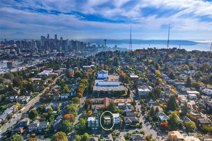 Property photo for 413 Lynn Street, Seattle photo 35