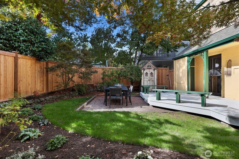 Property photo for 413 Lynn Street, Seattle photo 29