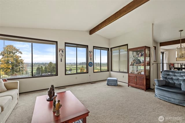 Property photo for 625 Sunnyside Boulevard, Lake Stevens photo 5