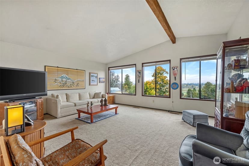 Property photo for 625 Sunnyside Boulevard, Lake Stevens photo 4