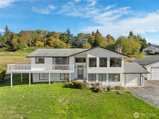 Property photo for 625 Sunnyside Boulevard, Lake Stevens
