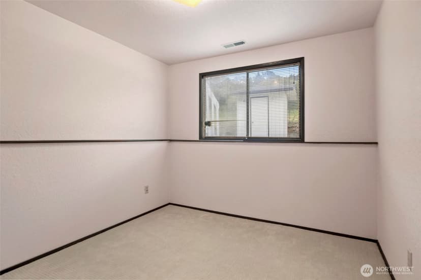 Property photo for 625 Sunnyside Boulevard, Lake Stevens photo 20