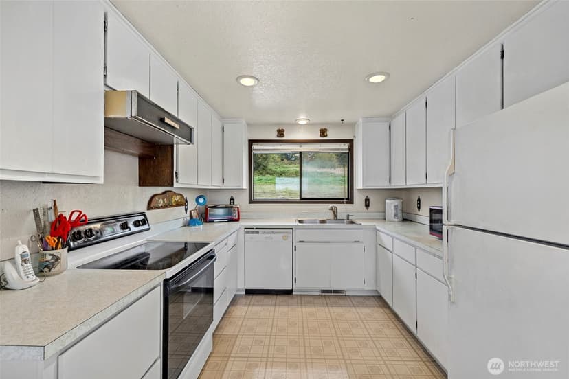 Property photo for 625 Sunnyside Boulevard, Lake Stevens photo 23