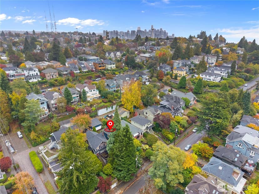 Property photo for 1824 8th Avenue W, Seattle photo 38