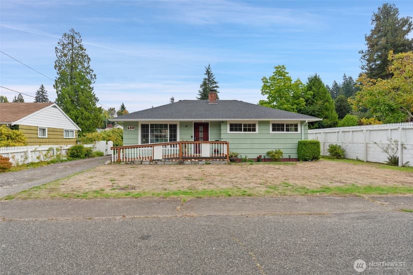 Property photo for 630 N Constitution Avenue, Bremerton photo 31