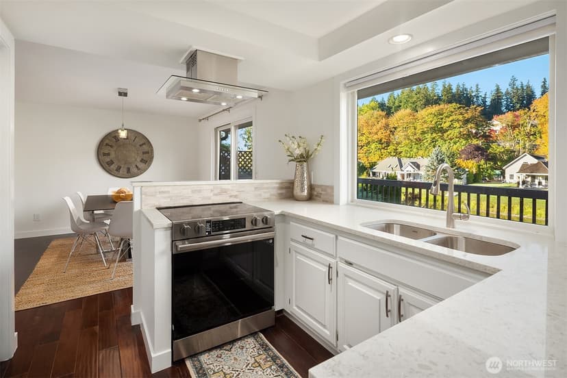 Property photo for 8468 NE 170th Street, Kenmore photo 15