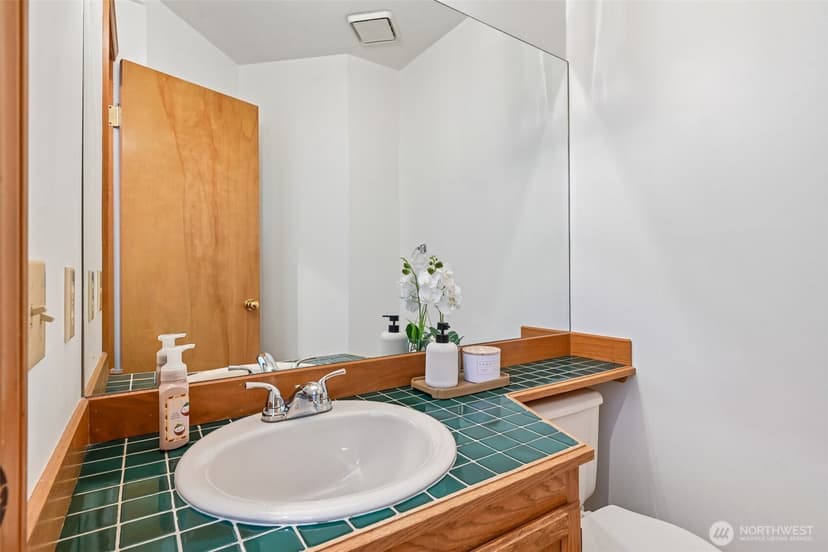 Property photo for 32912 46th Court SW, Federal Way photo 17