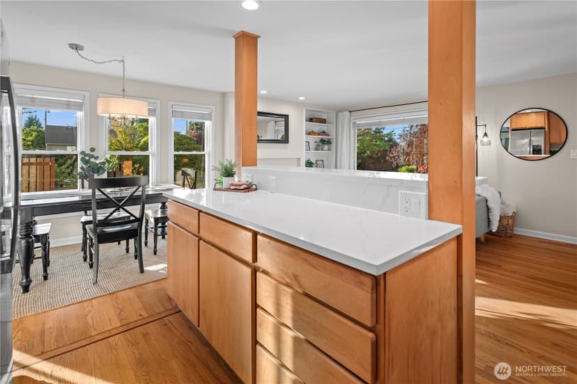 Property photo for 6302 37th Avenue SW, Seattle photo 12