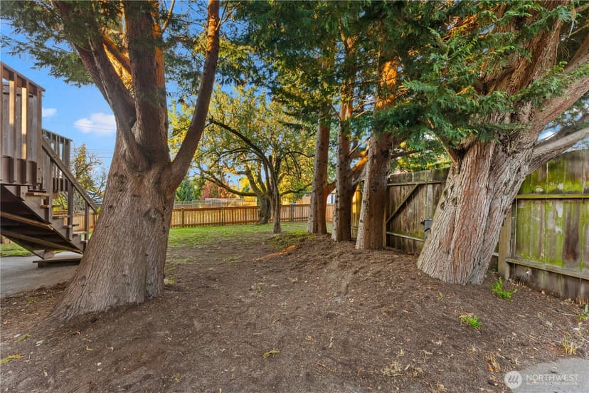 Property photo for 6302 37th Avenue SW, Seattle photo 31