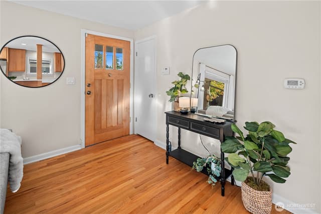 Property photo for 6302 37th Avenue SW, Seattle photo 5