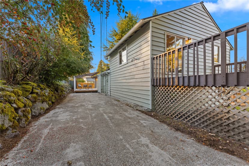 Property photo for 6302 37th Avenue SW, Seattle photo 36