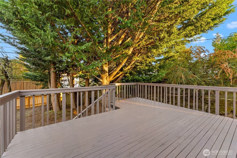 Property photo for 6302 37th Avenue SW, Seattle photo 34