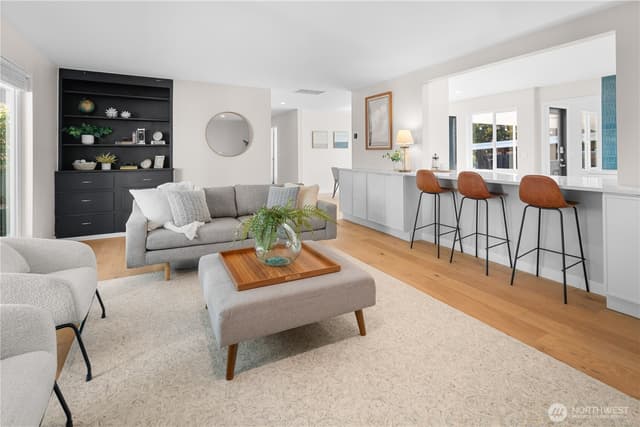 Property photo for 9011 44th Avenue SW, Seattle photo 5