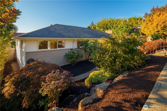 Property photo for 9011 44th Avenue SW, Seattle