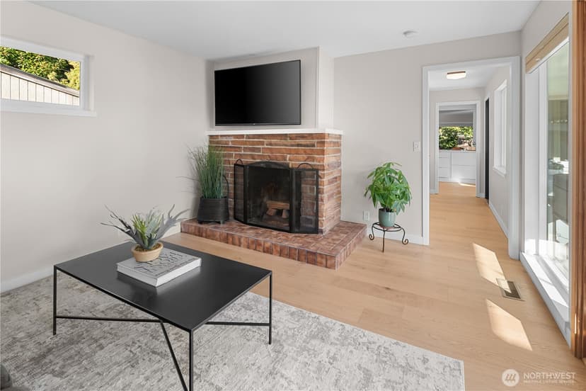 Property photo for 9011 44th Avenue SW, Seattle photo 18