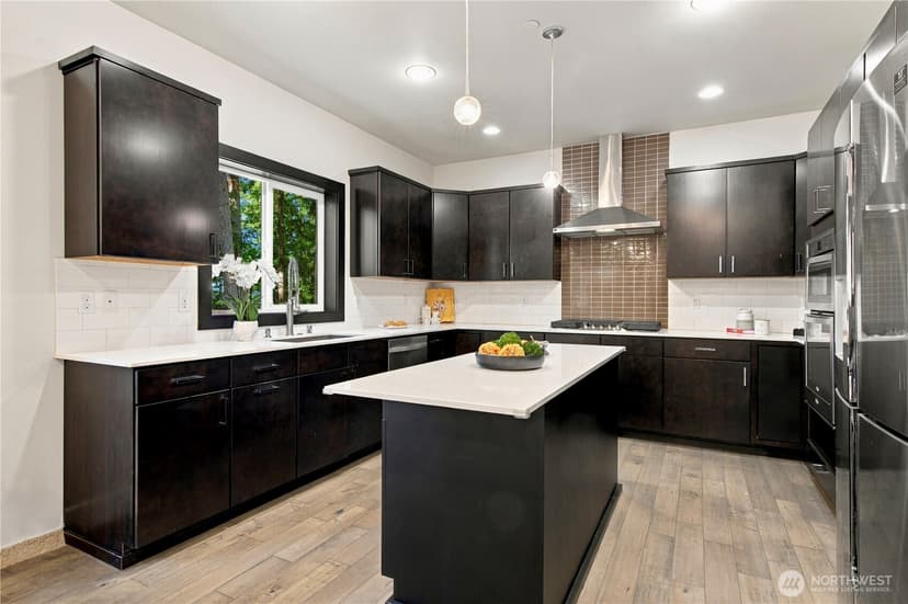 Property photo for 837 206th AVE NE, Sammamish photo 11