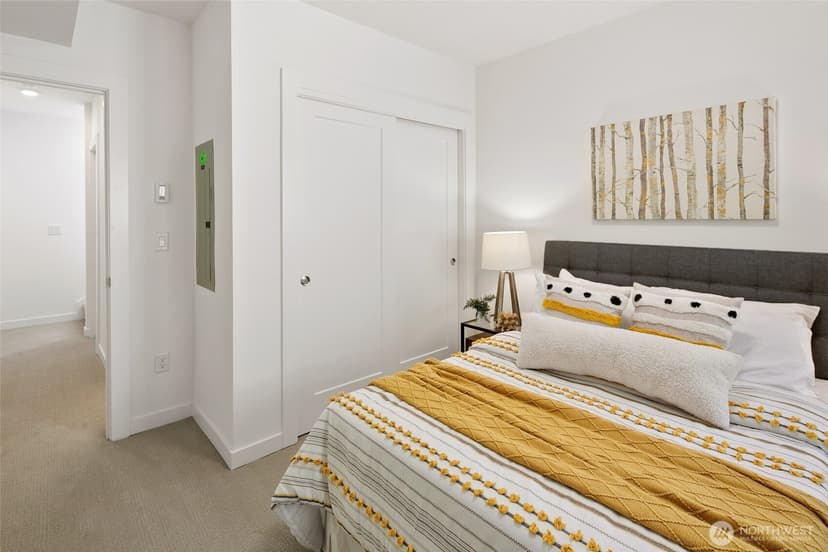 Property photo for 4801 Dayton Avenue N #C, Seattle photo 19