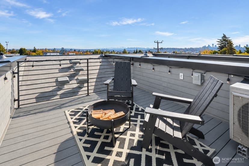 Property photo for 4801 Dayton Avenue N #C, Seattle photo 23