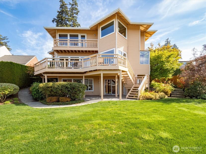 Property photo for 720 9th Avenue S, Edmonds photo 37