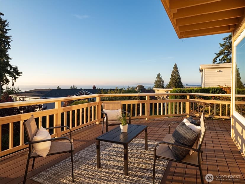 Property photo for 720 9th Avenue S, Edmonds photo 13