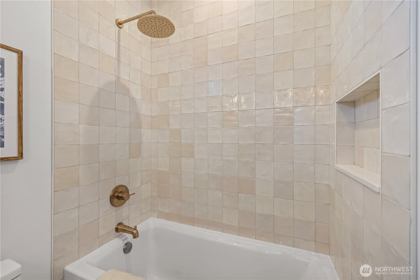 Property photo for 2456 55th Avenue SW, Seattle photo 13