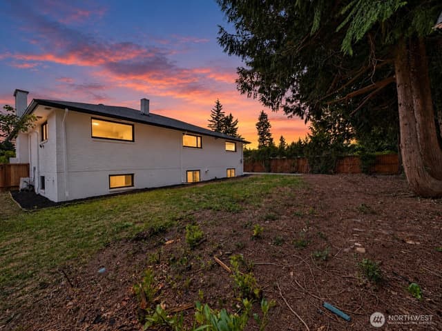 Property photo for 431 72nd Street SE, Everett photo 5