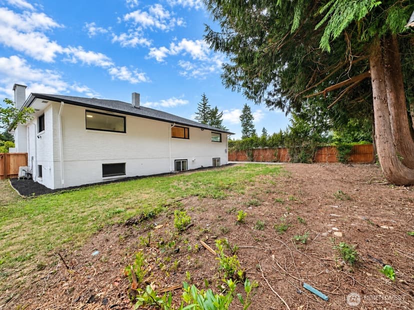 Property photo for 431 72nd Street SE, Everett photo 35