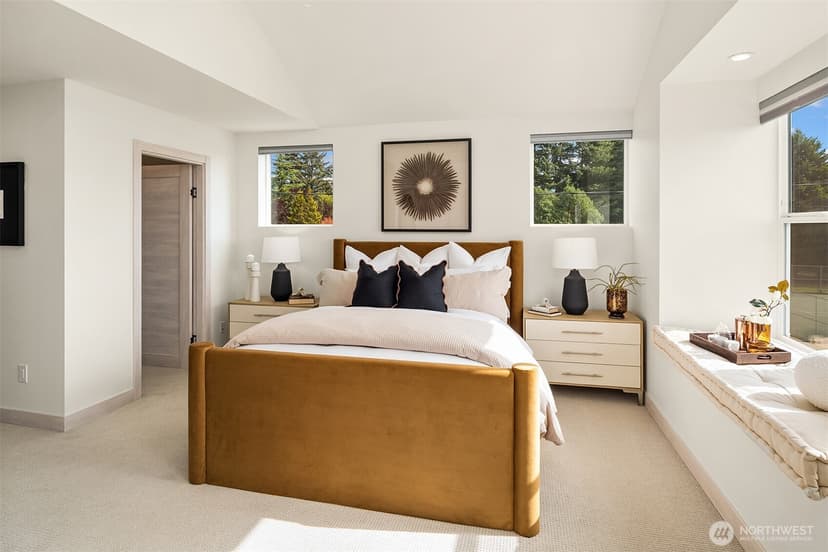 Property photo for 1036 NE 72nd Street, Seattle photo 19